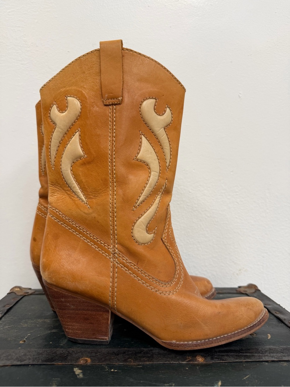 Vintage Danville Cowboy Boots Womens Tan Leather Cream Inlay Western Brazil sz 8